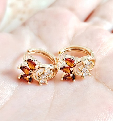 [390105] Aretes Queen